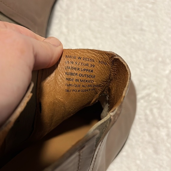 Olukai MALIE Women's Dress Boot Clay US Size 9 Medium - Picture 9 of 9